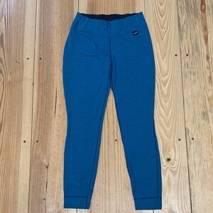 Patagonia Size Small Teal Thermal Weight Capilene Baselayer